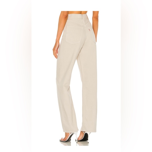 High Rise Loose Levi’s - Picture 3 of 4